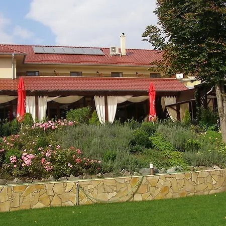 Mlyn & Wellness Üdülőközpont 3*